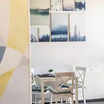 504 L Indoor Parking L Breakfast & Available 부르가스