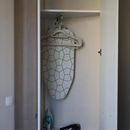 Appartement 504 L Indoor Parking L Breakfast & Available *