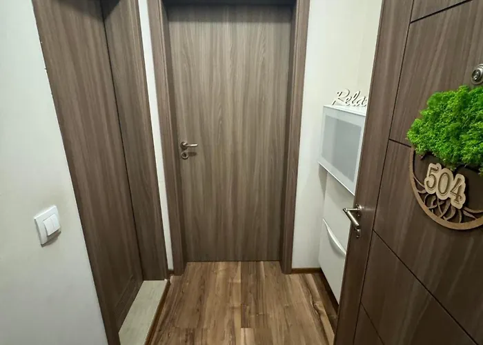 504 L Indoor Parking L Breakfast & Available * Μπουργκάς