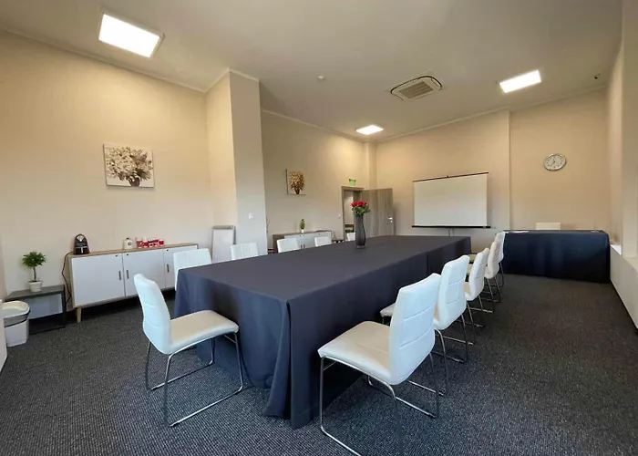 504 L Indoor Parking L Breakfast & Available * Μπουργκάς