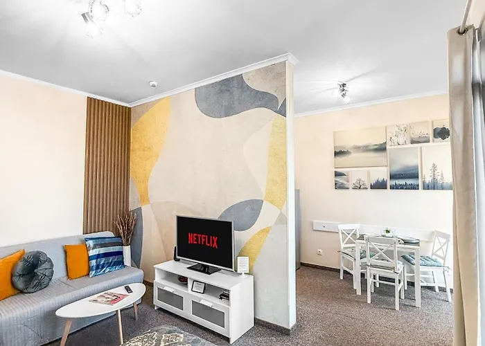 Apartment 504 L Indoor Parking L Breakfast & Available Burgas