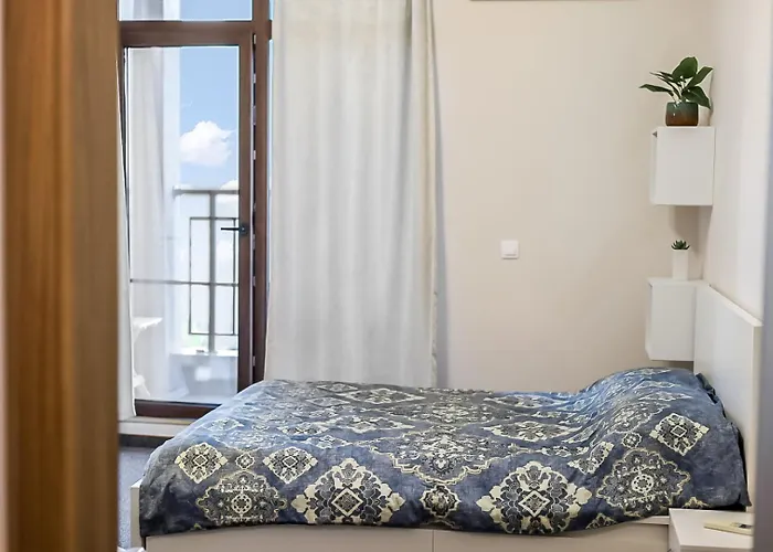 504 L Indoor Parking L Breakfast & Available * Μπουργκάς