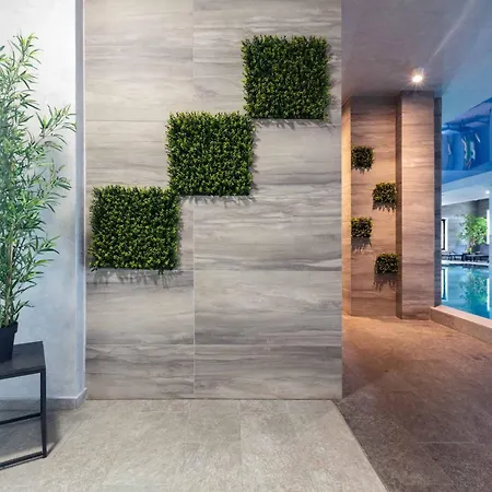 Burgas Residence 504 L Indoor Parking L Breakfast & Spa Available Lägenhet *