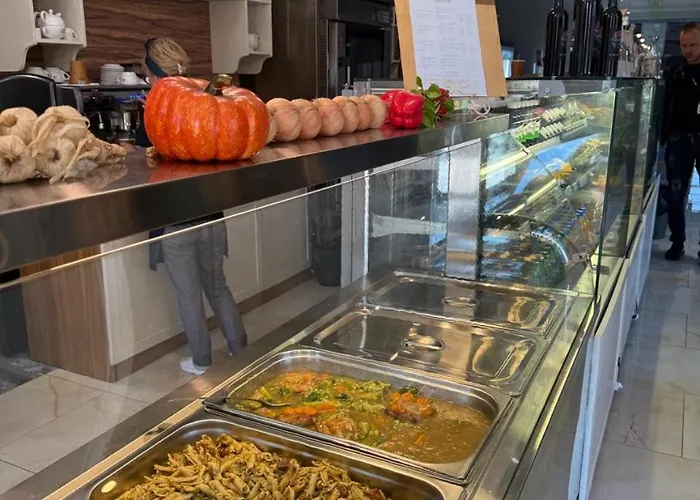 Apartament 504 L Indoor Parking L Breakfast & Available Burgas City