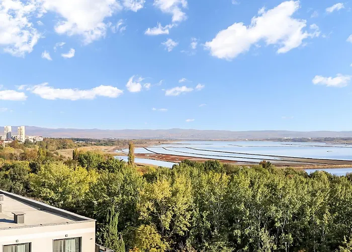 504 L Indoor Parking L Breakfast & Available Burgas City